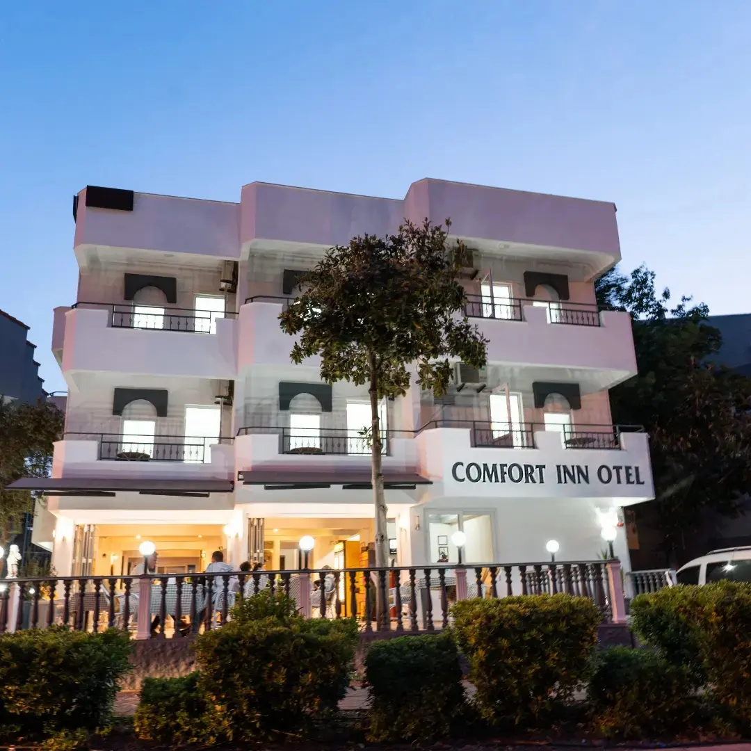 Comfort İnn Hotel Dış Görünüm